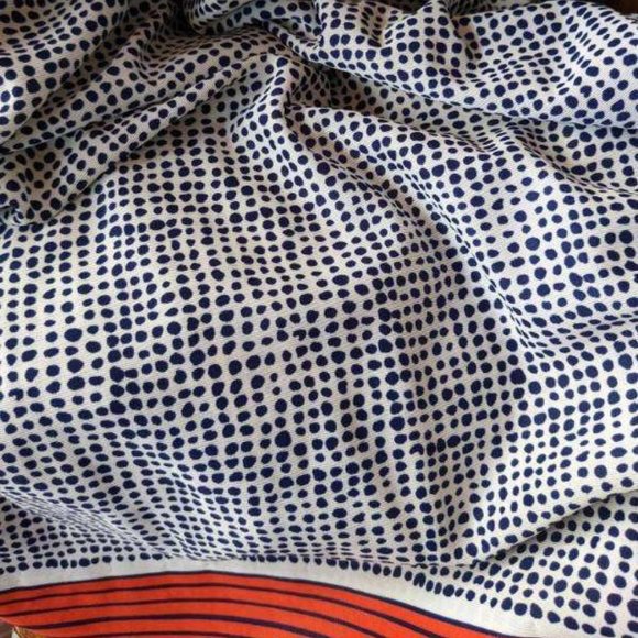 Fun Lively Shift Dress, Short-sleeve Swingy Bold Hem, Great for Summer - Picture 5 of 15